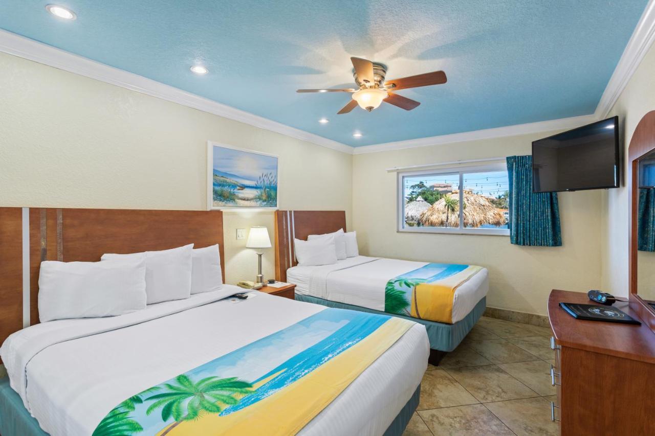 Bay Palms Waterfront Resort - Hotel And Marina St. Pete Beach Rum bild