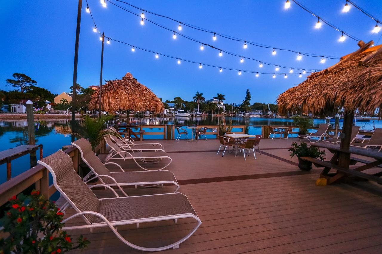 Bay Palms Waterfront Resort - Hotel And Marina St. Pete Beach Exteriör bild