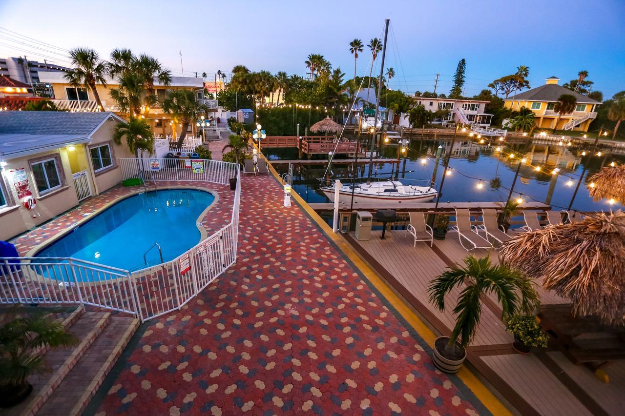 Bay Palms Waterfront Resort - Hotel And Marina St. Pete Beach Exteriör bild
